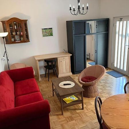 Gemuetliches 2P-Apartment In Ruhiger Lage Dresda Esterno foto
