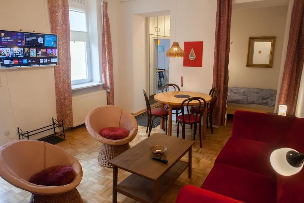 Gemuetliches 2P-Apartment In Ruhiger Lage Dresda Esterno foto